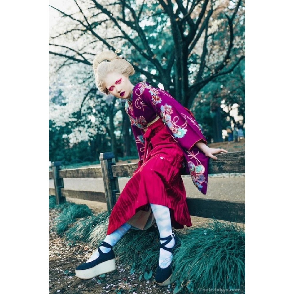 Women's Hakama Pink with Yabane Sakura Cherry Blossom Embroidery